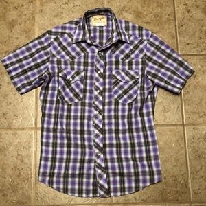 Men’s wrangler western short sleeve button up shirt. Cowboy button up